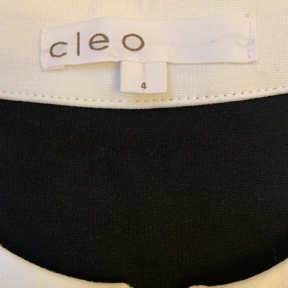 Black Front Zip Shift Dress - Picture 4 of 5